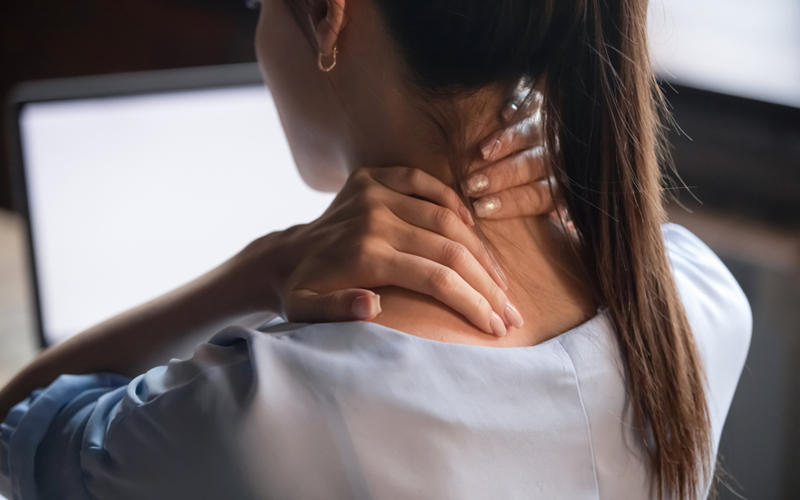 علت سردرد چیست و چطور آن را درمان کنیم؟