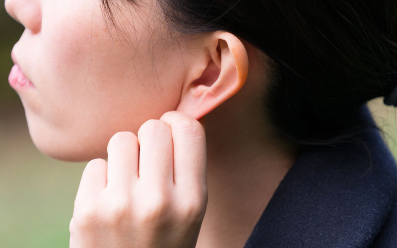 کاهش استرس با ماساژ گوش